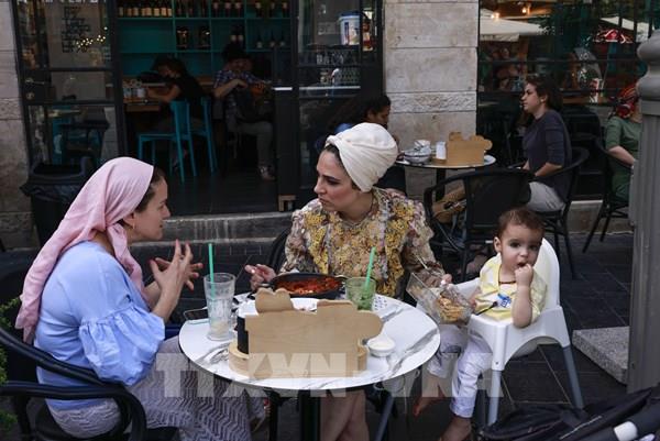 Phụ nữ Israel đối mặt nhiều khó khăn về kinh tế