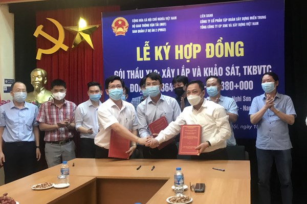 Ký kết gói thầu xây lắp đầu tiên cao tốc Bắc-Nam đoạn Quốc lộ 45 - Nghi Sơn