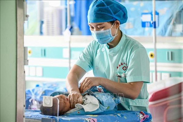 Vị trí siêu cường kinh tế của Trung Quốc có bị đe dọa khi dân số giảm mạnh?