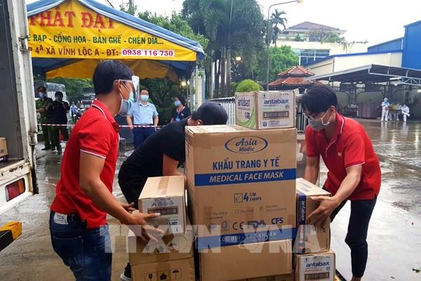 TP.HCM: Phong tỏa 6 xí nghiệp, nhà máy, xưởng may