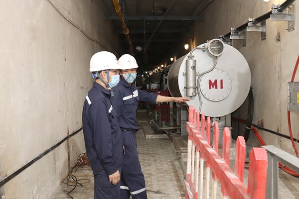 Lần đầu tiên thay thế cáp dầu bằng cáp khô trong nhà máy thủy điện tại Việt Nam