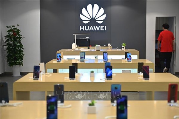 Các hãng viễn thông Canada chi hơn 546 triệu USD vào công nghệ của Huawei