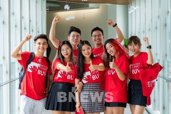 Năm thứ 2 liên tiếp, BUV tặng học bổng 1 tỷ đồng cho sinh viên có hoàn cảnh khó khăn