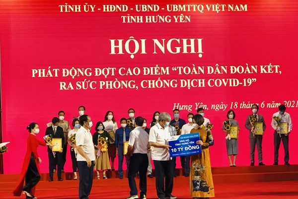 Hòa Phát ủng hộ tỉnh Hưng Yên 10 tỷ đồng phòng chống dịch Covid-19