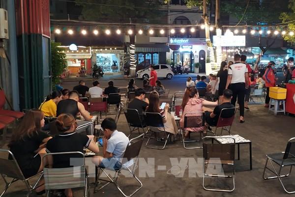 Thêm 9 ca dương tính với SARS-CoV-2, Đà Nẵng khoanh vùng, xét nghiệm