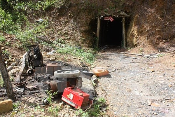 Lào Cai truy quét "vàng tặc" ở Văn Bàn