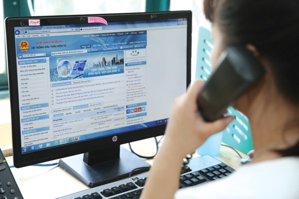 Chủ đầu tư phải xử lý sai khác về thời gian thực hiện gói thầu