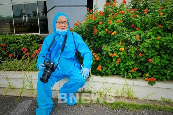Phóng viên tác nghiệp trong dịch COVID-19: Những ngày không quên