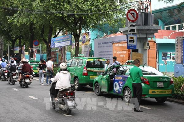 TP.HCM cho 400 xe taxi được vận chuyển người dân trong trường hợp cần thiết