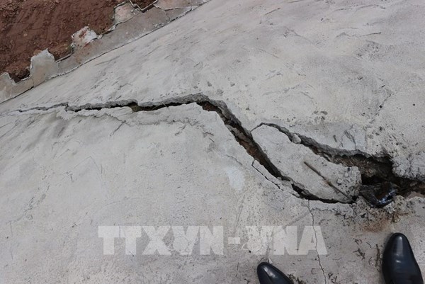 Khẩn cấp xử lý sự cố sạt lở kè đảm bảo an toàn mùa mưa lũ