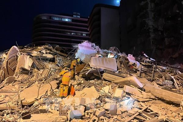 Tổng thống Biden phê chuẩn sắc lệnh tình trạng khẩn cấp tại Florida sau vụ sập nhà