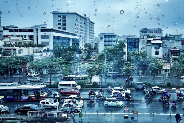 Thời tiết hôm nay 1/10: Mưa dông nhiều nơi, cần chủ động ứng phó với thời tiết nguy hiểm