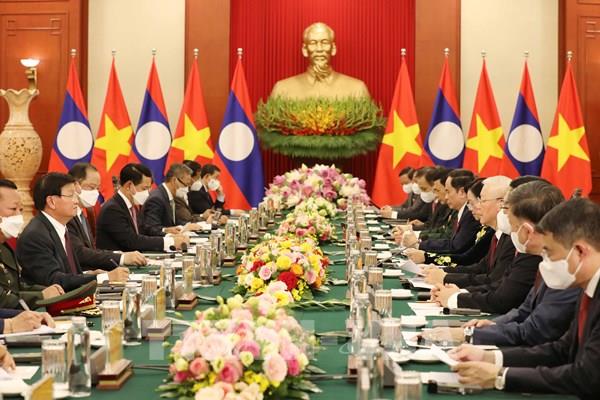 Tổng Bí thư Nguyễn Phú Trọng hội đàm với Tổng Bí thư, Chủ tịch nước Lào Thongloun Sisoulith