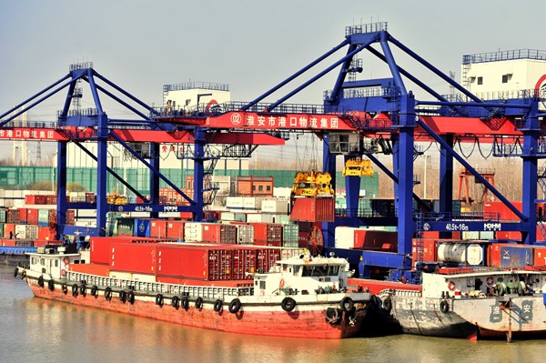 Hai rủi ro lớn đối với sự phục hồi kinh tế toàn cầu