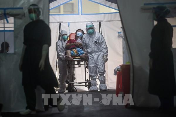 Số ca mắc mới COVID-19 tại Indonesia lên tới gần 24.900 trong 24 giờ qua