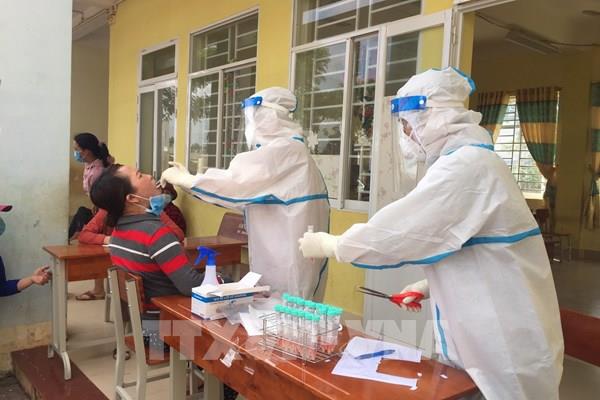 Sáng 3/7, Tp Hồ Chí Minh ghi nhận 215/239 ca mắc COVID-19