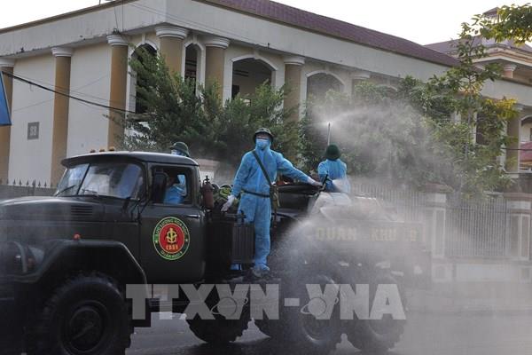 Ngày 3/7, số ca mắc COVID-19 cao kỷ lục với 922 ca, riêng TP. HCM 714 ca