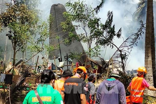 Vụ máy bay rơi ở Philippines: Đã cứu được hàng chục người