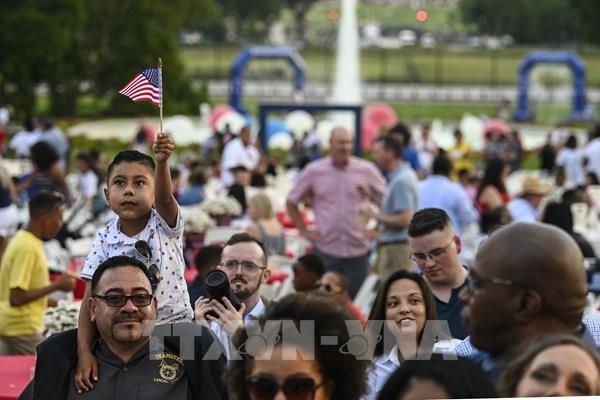 Dân số già hóa đang ảnh hưởng lớn đến kinh tế Mỹ