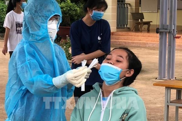 Quảng Ninh xét nghiệm COVID-19 sàng lọc cho thí sinh thi tốt nghiệp THPT 2021