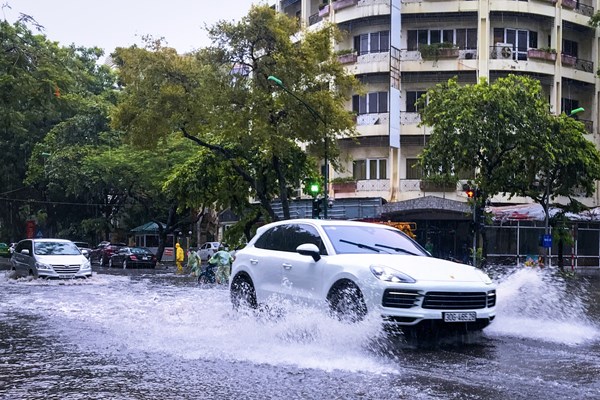 Dự báo thời tiết ngày 29/10: Mưa dông diện rộng ở Bắc Bộ và Trung Bộ