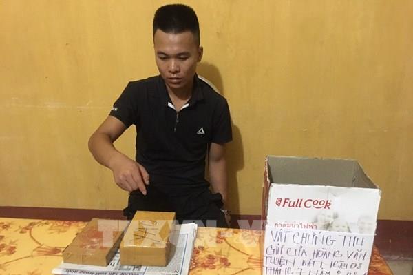 Cao Bằng bắt đối tượng vận chuyển ba bánh heroin