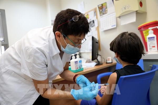 Israel bào chế vaccine dạng viên uống