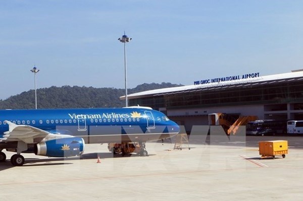 Xem xét đề xuất tạm dừng bay Tp. Hồ Chí Minh - Phú Quốc