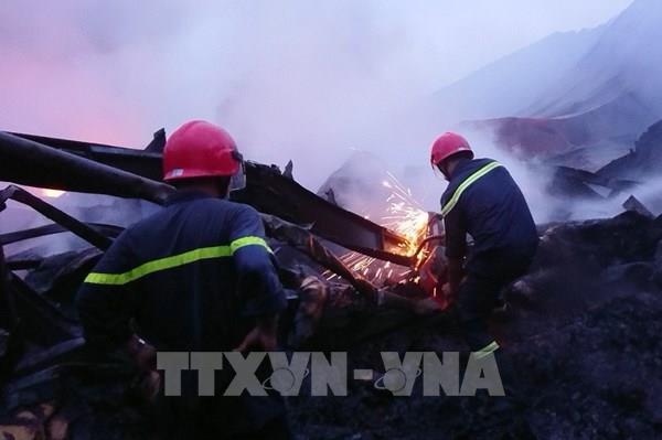 Hà Nội: Điều tra nguyên nhân vụ cháy lớn tại huyện Thanh Trì