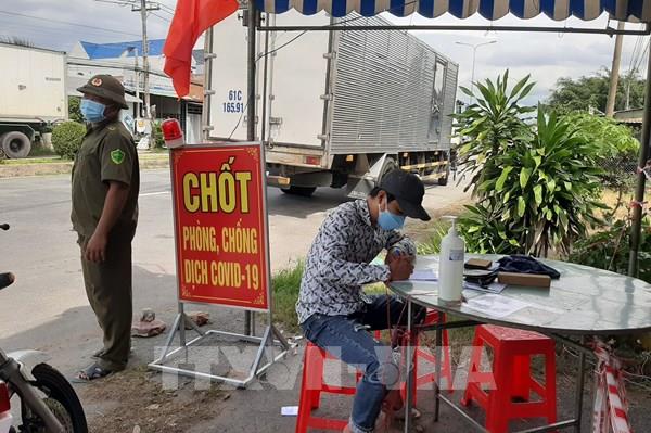 Long An tạm dừng hoạt động các cơ sở dịch vụ nhà hàng, ăn uống từ 0 giờ ngày 11/7