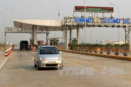 Nhiều phương tiện cố tình tránh trạm thu phí BOT Quốc lộ 32 tỉnh Phú Thọ