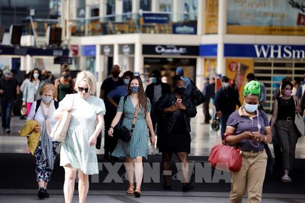 Dịch COVID-19: Anh sẽ dỡ bỏ hầu hết quy định phòng dịch vào 19/7