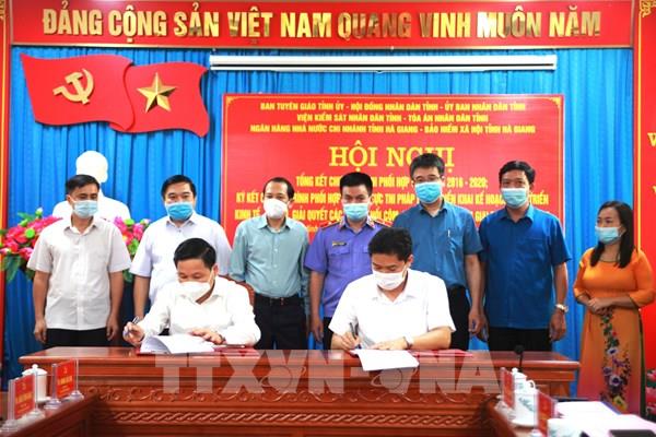 Hà Giang phối hợp trong thực thi pháp luật, phát triển kinh tế-xã hội