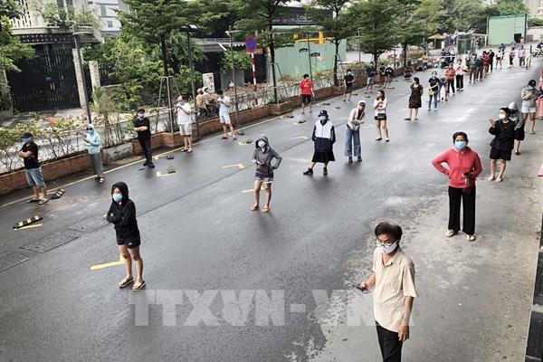 Bí thư Thành ủy TP HCM: Cần linh động trong mọi tình huống liên quan đời sống người dân