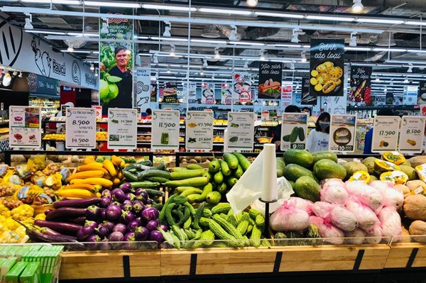 Hệ thống siêu thị của Central Retail tăng hàng hóa, bán giá bình ổn tại Tp. Hồ Chí Minh