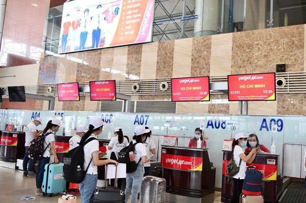 Doanh nghiệp hàng không Việt tập trung khai thác đường bay nội địa