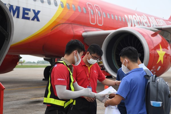 Vietjet đạt 4.337 tỉ đồng doanh thu trong quý II