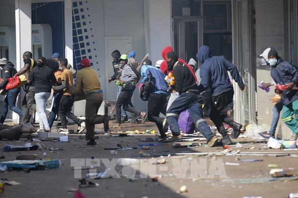 Ít nhất 117 người thiệt mạng trong các cuộc bạo loạn tại Nam Phi