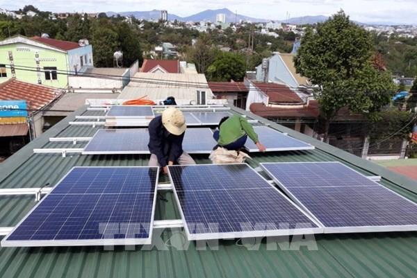 Hướng dẫn tính thuế đối với hộ kinh doanh điện mặt trời