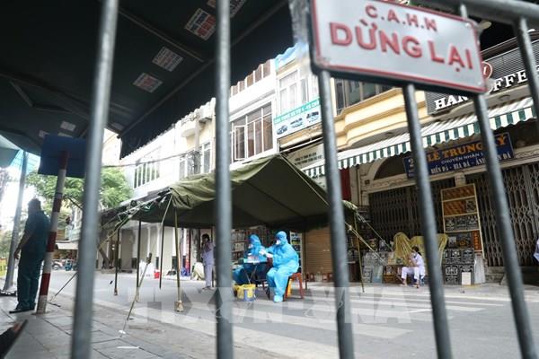Hà Nội: Phong toả tạm thời phố Hàng Mắm do liên quan ca dương tính SARS-CoV-2