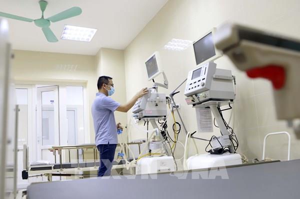 Bộ Y tế khuyến cáo người dân không nên mua, tích trữ máy thở, bình khí oxy