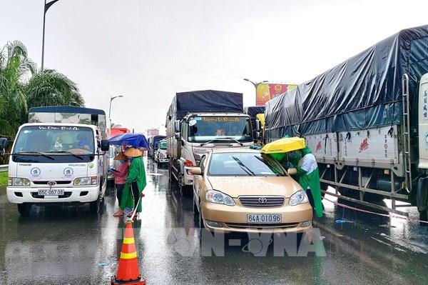 Lên phương án phân luồng, nhận diện phương tiện từ xa, đảm bảo lưu thông nhanh nhất
