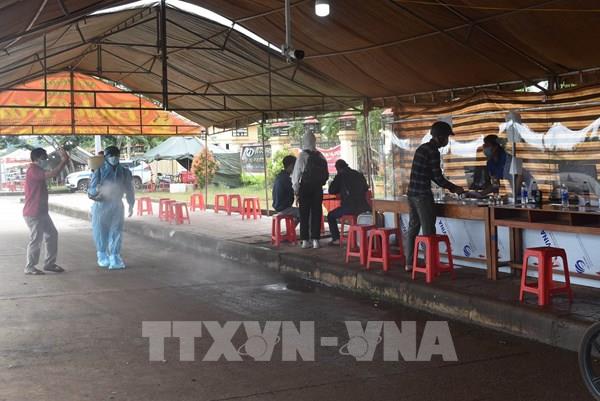 Lâm Đồng tạm giữ đối tượng chống người thi hành công vụ, né chốt kiểm soát dịch COVID-19