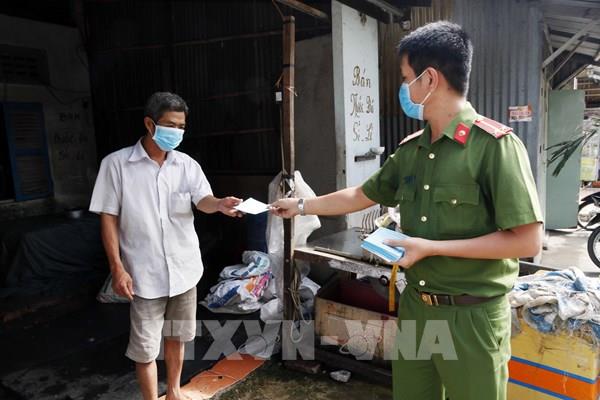 Dịch COVID-19: Người dân Cà Mau không lo thiếu hàng hóa thiết yếu