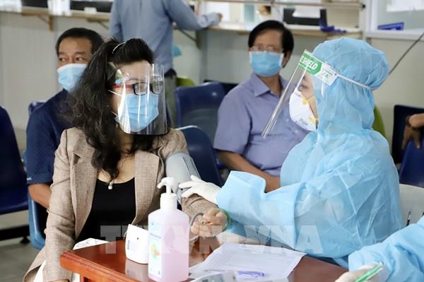 TP. HCM tiêm hơn 170.000 liều vaccine trong đợt 5, thêm nhiều bệnh nhân được xuất viện