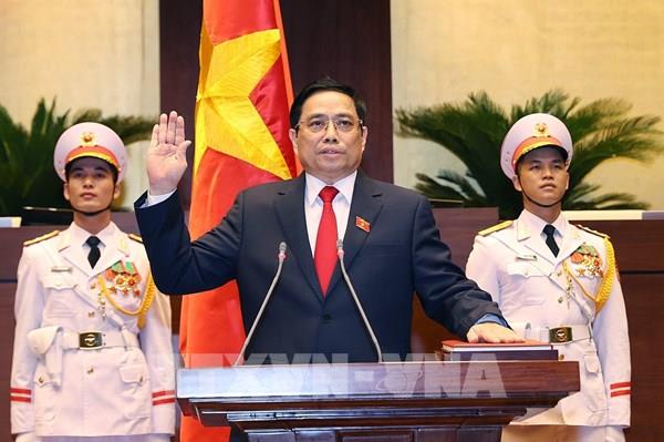 Thủ tướng: Chủ động tháo gỡ những “rào cản”, “điểm nghẽn” về thể chế