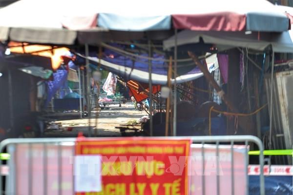 Hà Nội phong toả chợ đầu mối phía Nam