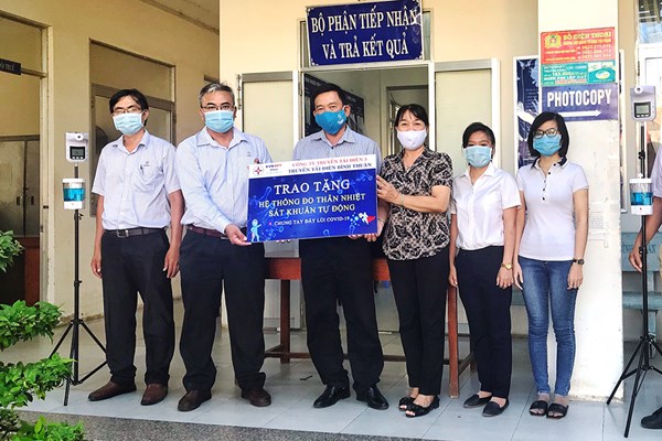 Lan tỏa thông điệp “Chung tay đẩy lùi dịch COVID-19”