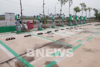 Phát triển trạm sạc nhanh xe ô tô điện ở Việt Nam