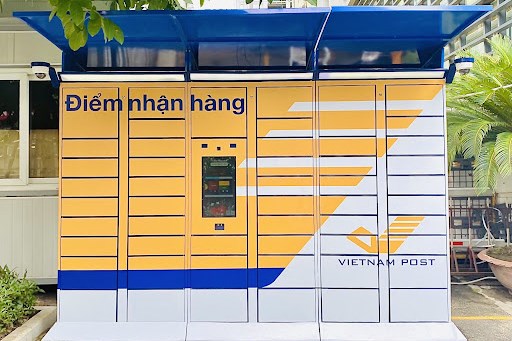 Hướng dẫn cách nhận hàng không tiếp xúc 24/7 với tủ phát hàng tự động